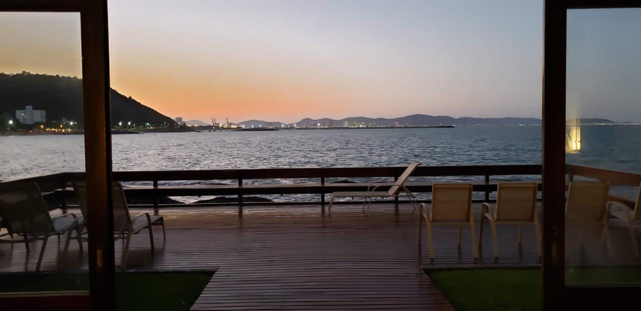 Casa Renaux Beira Mar 641,14m2 - Cabeçudas / Itajaí