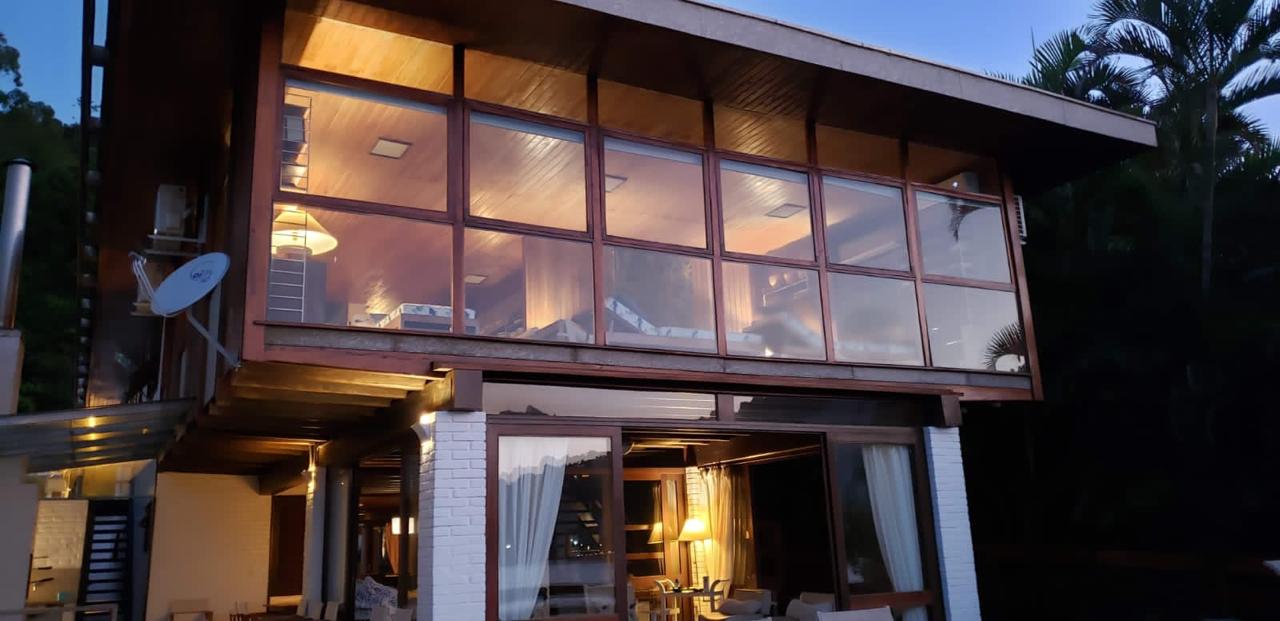 Casa Renaux Beira Mar 641,14m2 - Cabeçudas / Itajaí