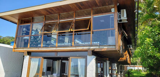 Casa Renaux Beira Mar 641,14m2 - Cabeçudas / Itajaí