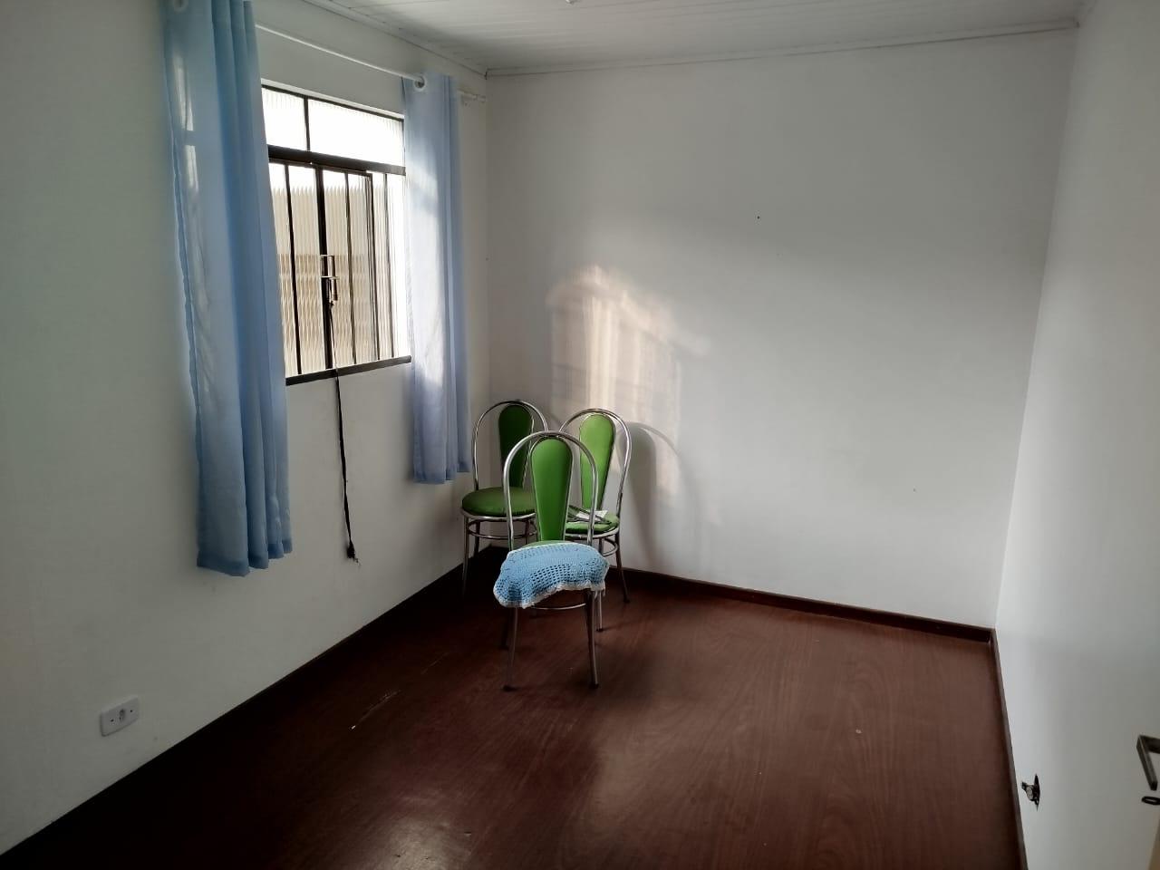 Terreno 330m² com Duas Casas - Colombo, PR